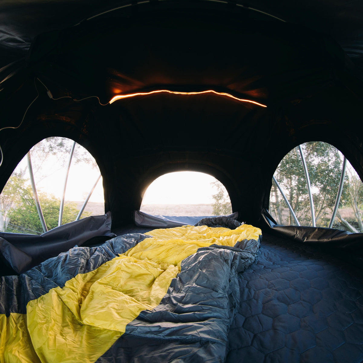 OEX Vertex Lite 130 Roof Tent - view 9